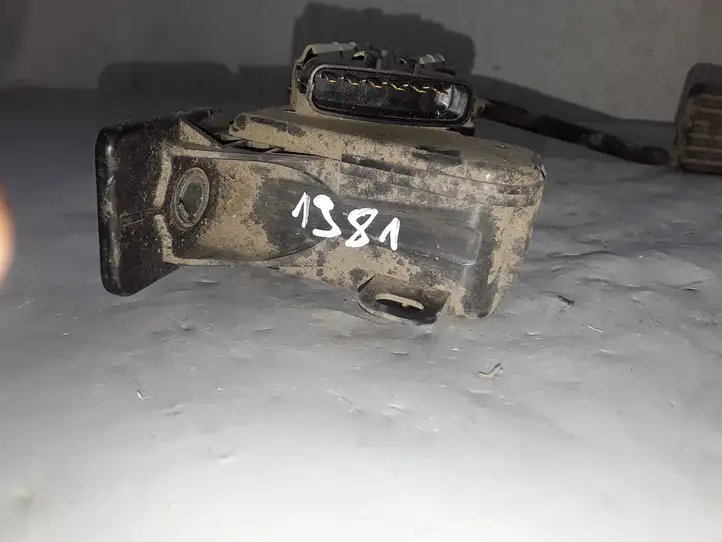 Mitsubishi Pajero (2006 - 2011) APM30017 Педаль акселератора — фото 2