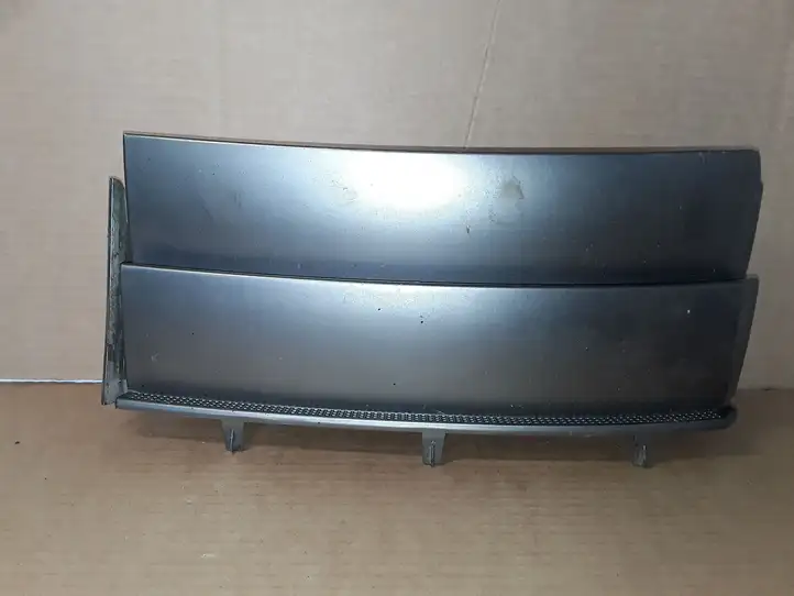 Land Rover Range Rover Sport L320 (2005 - 2009) 51137026900 Решетка в крыле — фото 1