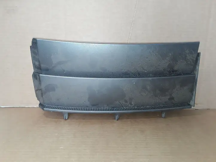 Land Rover Range Rover Sport L320 (2005 - 2009) 51137026899 Решетка в крыле — фото 1