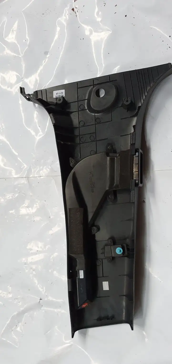 Hyundai ix 55 (2006 - 2012) 858353J000 Нижняя обшивка стойки B — фото 3