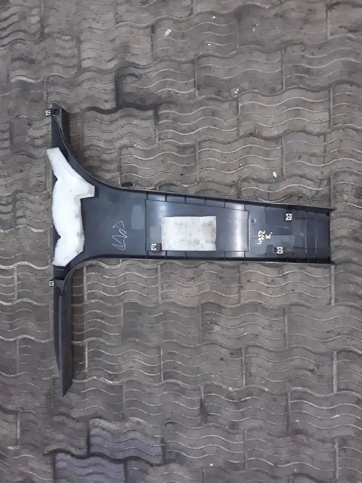 Dodge Nitro (2006 - 2011) 5KH89TRMAB Нижняя обшивка стойки B — фото 3