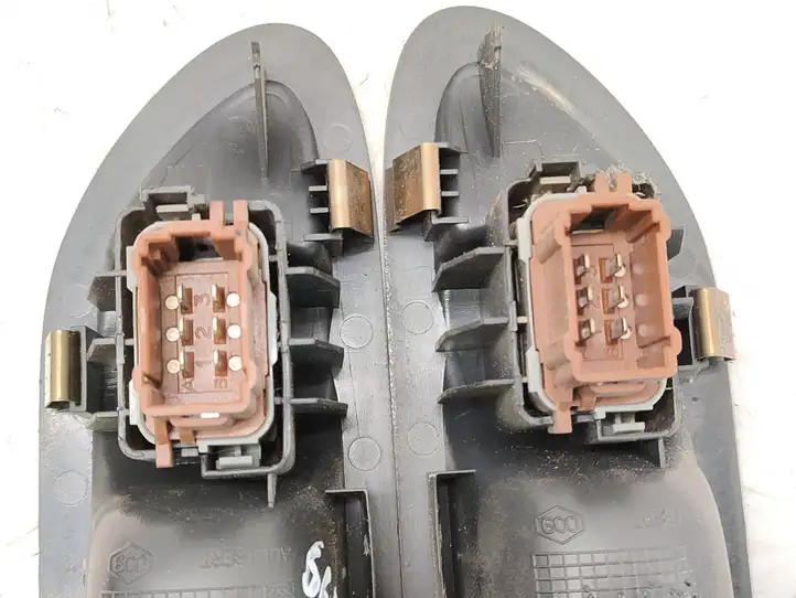 Renault Laguna II (2001 - 2005) 8200016013 Блок кнопок стеклоподъемников — фото 6