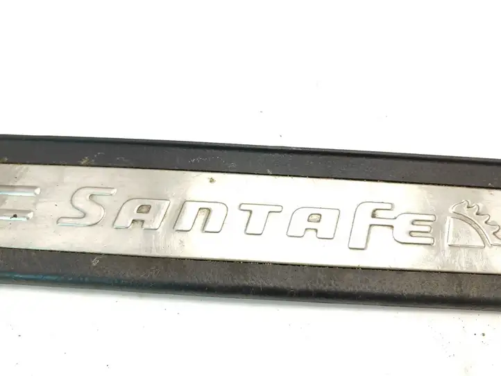 Hyundai Santa Fe (2005 - 2009) 858712B000 Внутренняя отделка переднего порога — фото 3