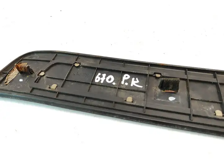 Hyundai Santa Fe (2005 - 2009) 858712B000 Внутренняя отделка переднего порога — фото 6