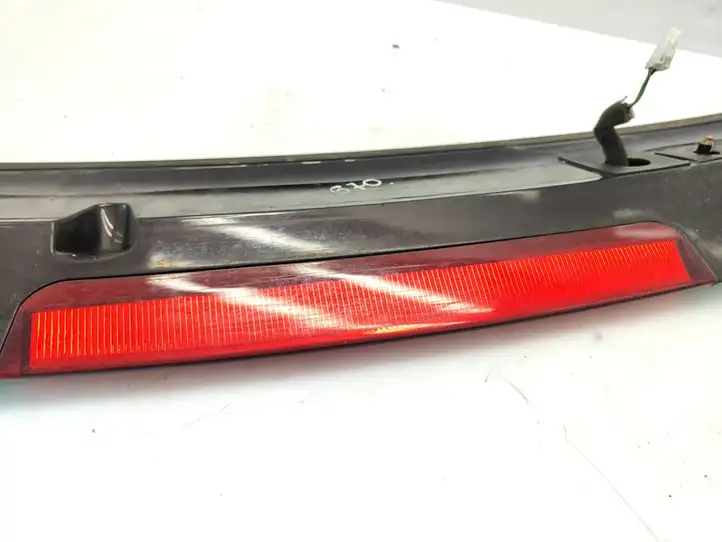 Hyundai Santa Fe (2005 - 2009) 872102B000 Спойлер заднего стекла — фото 2