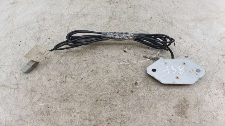 0468005AA Chrysler Pacifica Antena (GPS antena)