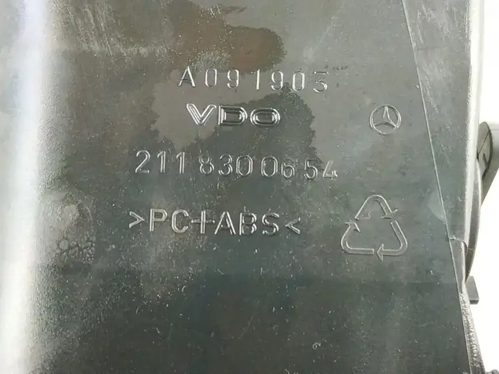 Mercedes-Benz E W211 (2002 - 2009) Боковой воздушный дефлектор — фото 5