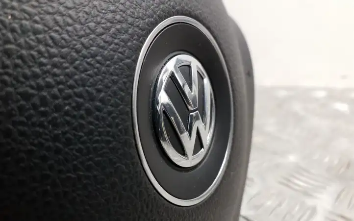 Volkswagen PASSAT B7 (2011 - 2014) 3C8880201T Подушка безопасности руля — фото 3