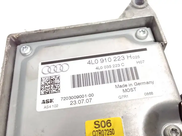 Audi Q7 4L (2005 - 2009) 4L0910223H Усилитель звука — фото 4