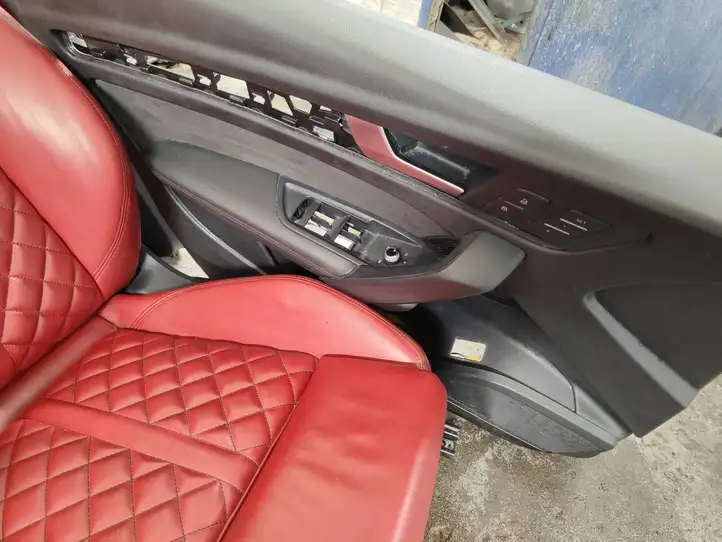Audi Q5 SQ5 (2017 - ) 80A867305B Комплект салона — фото 6