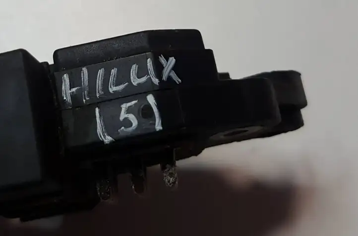 Toyota Hilux (AN10, AN20, AN30) (2008 - 2011) F00M145873 Запчасти генератора — фото 4
