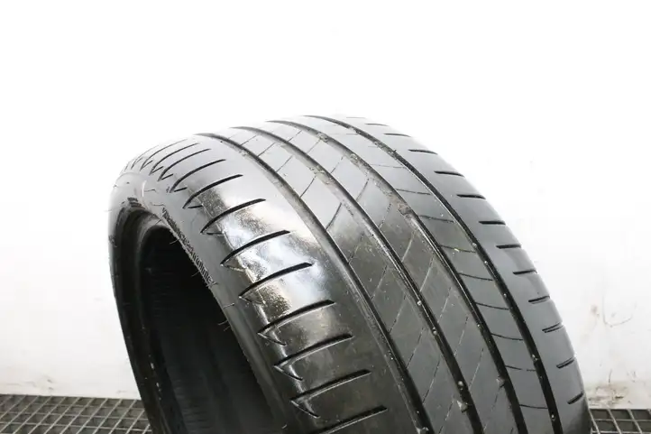 BMW 6 E63 E64 (2002 - 2010) 27535R19 Летняя шина R12 — фото 4