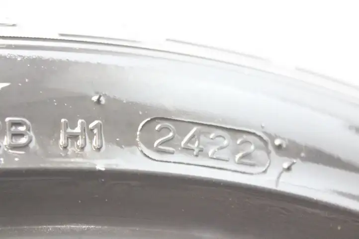 Tesla Model S (2012 - 2016) 23535R20 Летняя шина R12 — фото 6