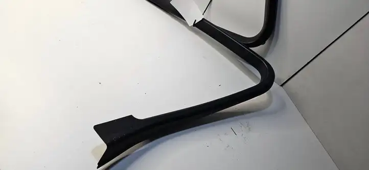BMW 3 E90 E91 (2005 - 2012) 4913430844 Накладка стекла передней двери — фото 8