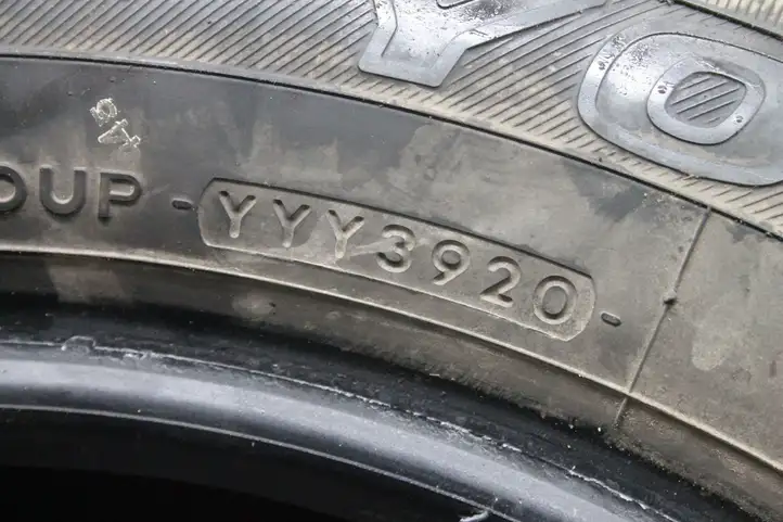 BMW X3 F25 (2010 - 2017) 22555R17 Летняя шина R12 — фото 3