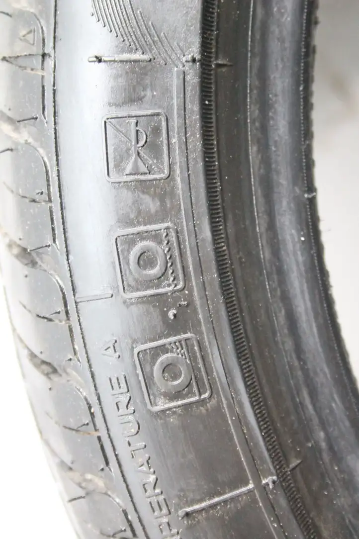 Honda Civic (2006 - 2011) 20540R17 Летняя шина R12 — фото 9