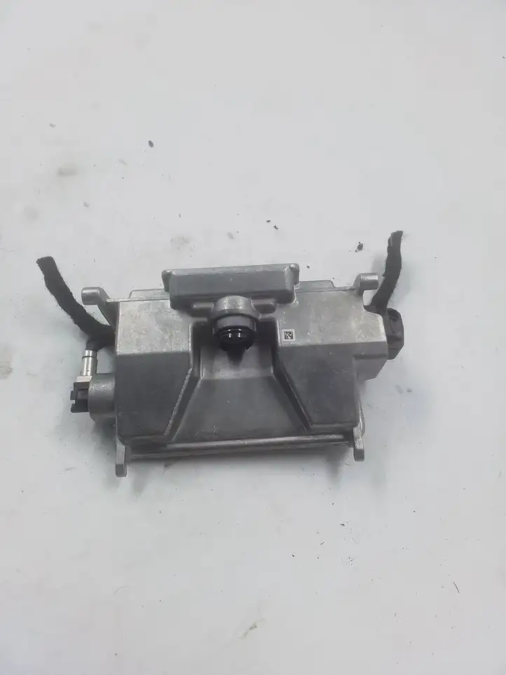 Audi A6 C7 (2011 - 2014) 4G0907217 Камера в лобовом стекле — фото 4