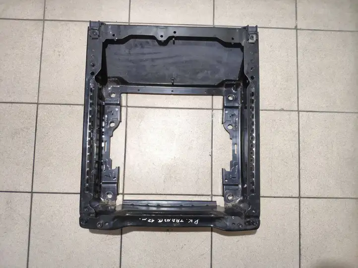Ford Transit (2013 - 2017) GK2163227AB Нижняя часть сиденья водителя — фото 6