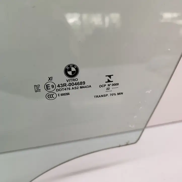 BMW 3 G20 G21 (2019 - ) 7466961 Стекло передней двери — фото 4