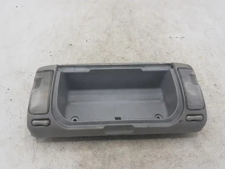 Toyota Avensis Verso (1995 - 2001) 8126005040 Передняя подсветка — фото 1