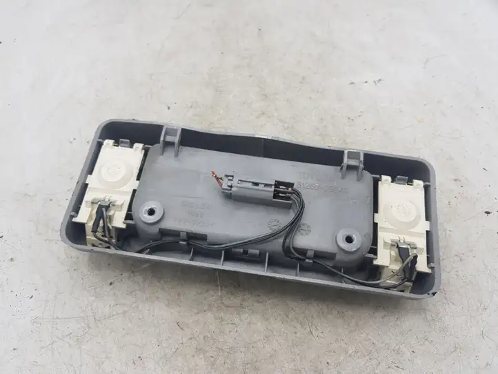 Toyota Avensis Verso (1995 - 2001) 8126005040 Передняя подсветка — фото 2