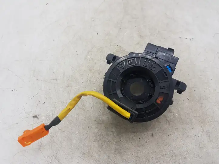 Toyota Auris 150 (2006 - 2012) 8924502040 Контактное кольцо SRS — фото 1