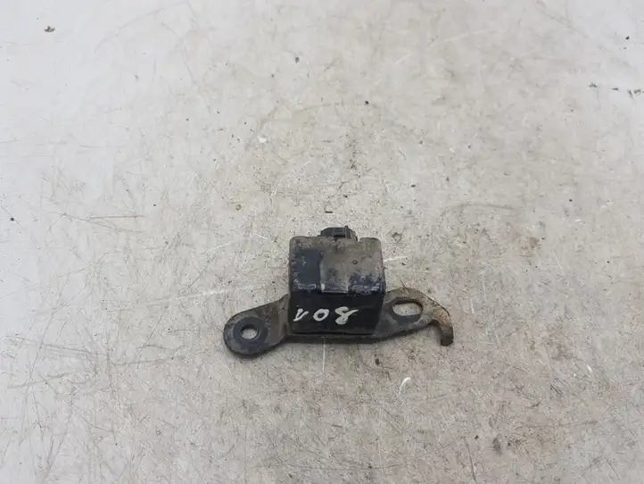 Toyota Corolla E120 E130 (2000 - 2004) 8917313030 Датчик удара SRS — фото 1