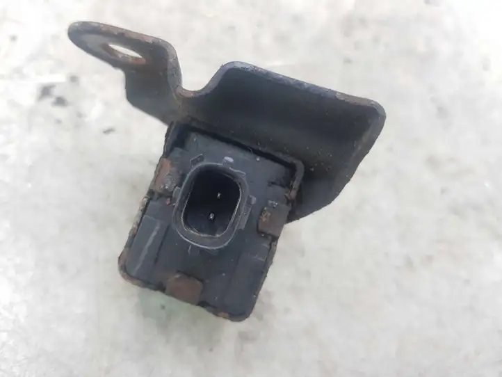 Toyota Previa (XR30, XR40) II (2000 - 2006) 8917328020 Датчик удара SRS — фото 2