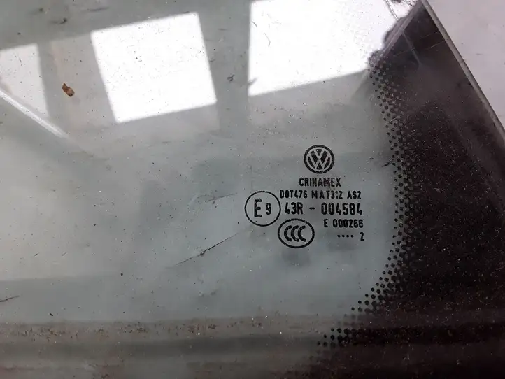 Volkswagen Golf VII (2013 - 2019) E943R004584 Заднее боковое стекло — фото 2