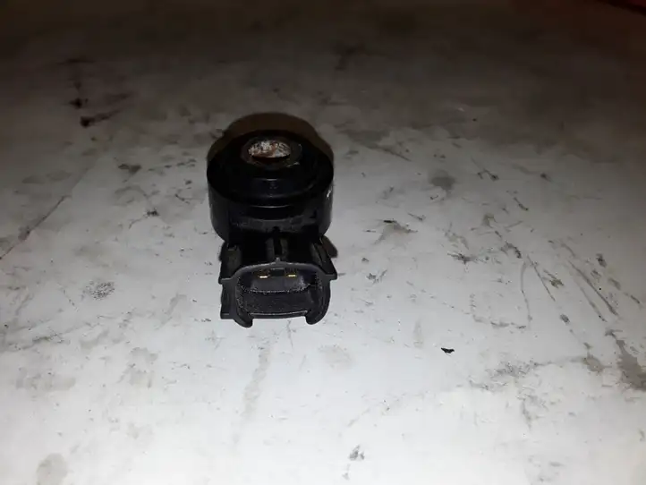Toyota Corolla Verso AR10 (2004 - 2009) 8961502020 Датчик детонации — фото 3