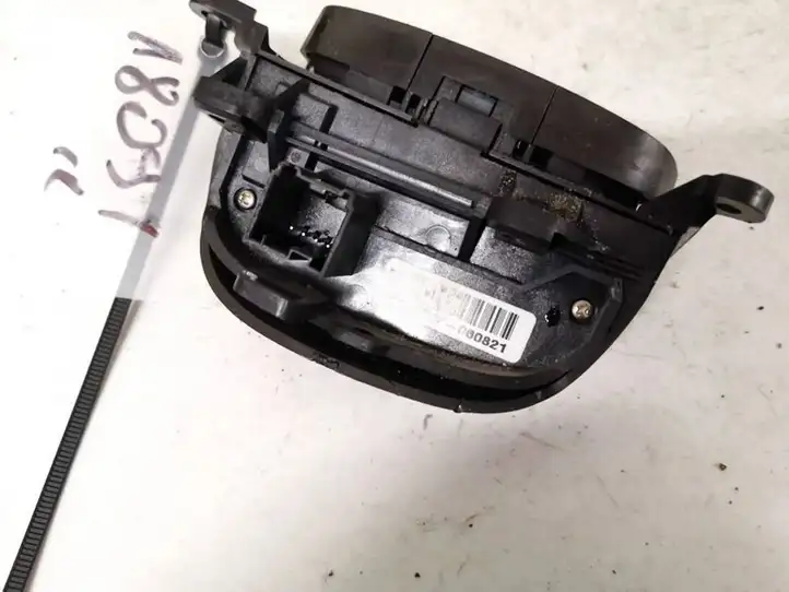 Chevrolet Captiva (2006 - 2011) 96628527 Кнопки на рулевом колесе — фото 3