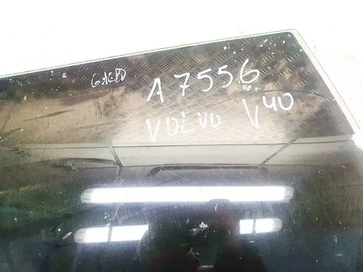 Volvo S40, V40 (2000 - 2004) Стекло задней двери — фото 2