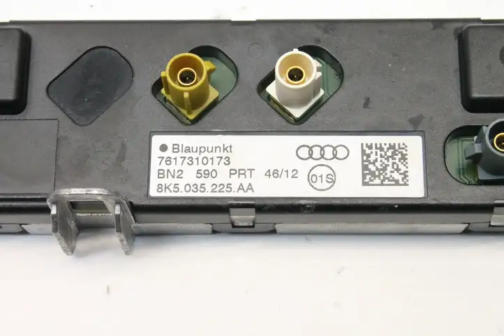 Audi A4 S4 B8 8K (2011 - 2015) 8K5035225AA Усилитель антенны — фото 4