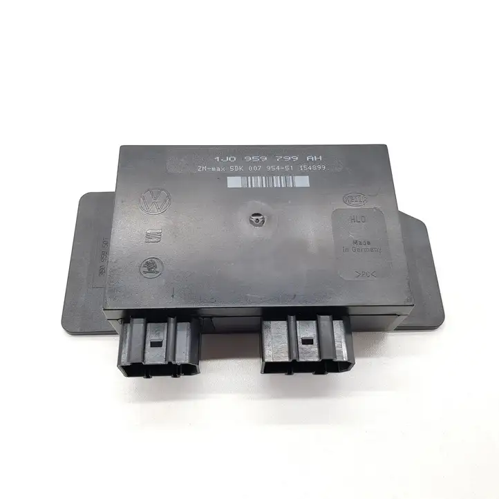 Volkswagen PASSAT B5 (1997 - 2000) 8D0907558B Комплект системы зажигания — фото 9