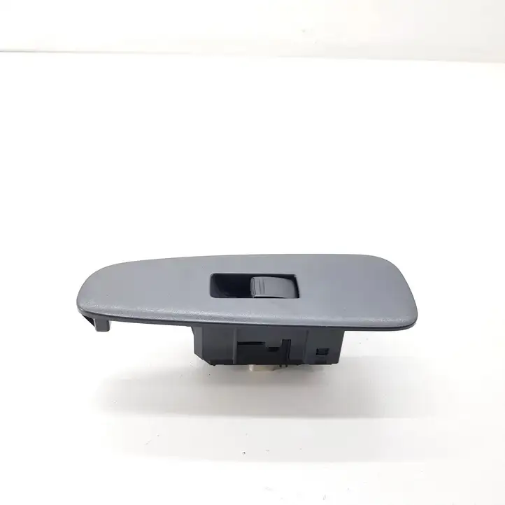 Toyota Previa (XR30, XR40) II (2000 - 2006) 76A047 Блок кнопок стеклоподъемников — фото 2
