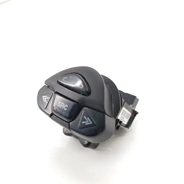 Nissan Almera Tino (2000 - 2003) 54355381PI Кнопки на рулевом колесе — фото 1