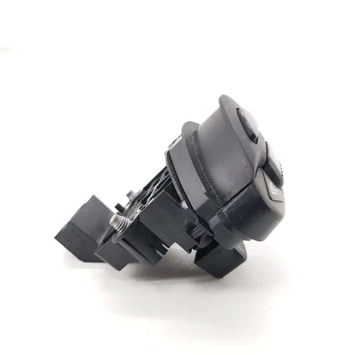 Nissan Almera Tino (2000 - 2003) 54355381PI Кнопки на рулевом колесе — фото 4