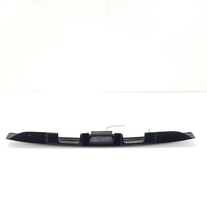 Toyota Auris 150 (2006 - 2012) 7681102180 Подсветка номера — фото 5