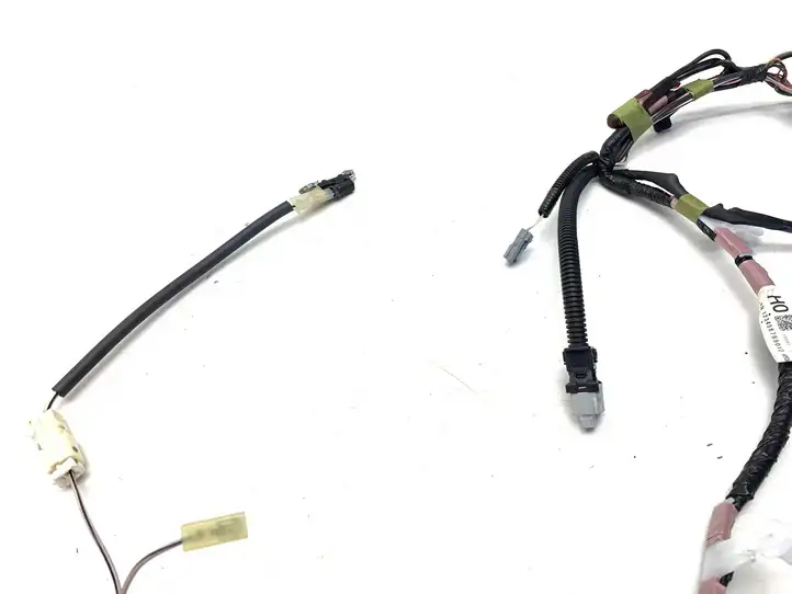 Toyota Prius (XW50) (2015 - ) 8218547140 Прочая электропроводка — фото 4