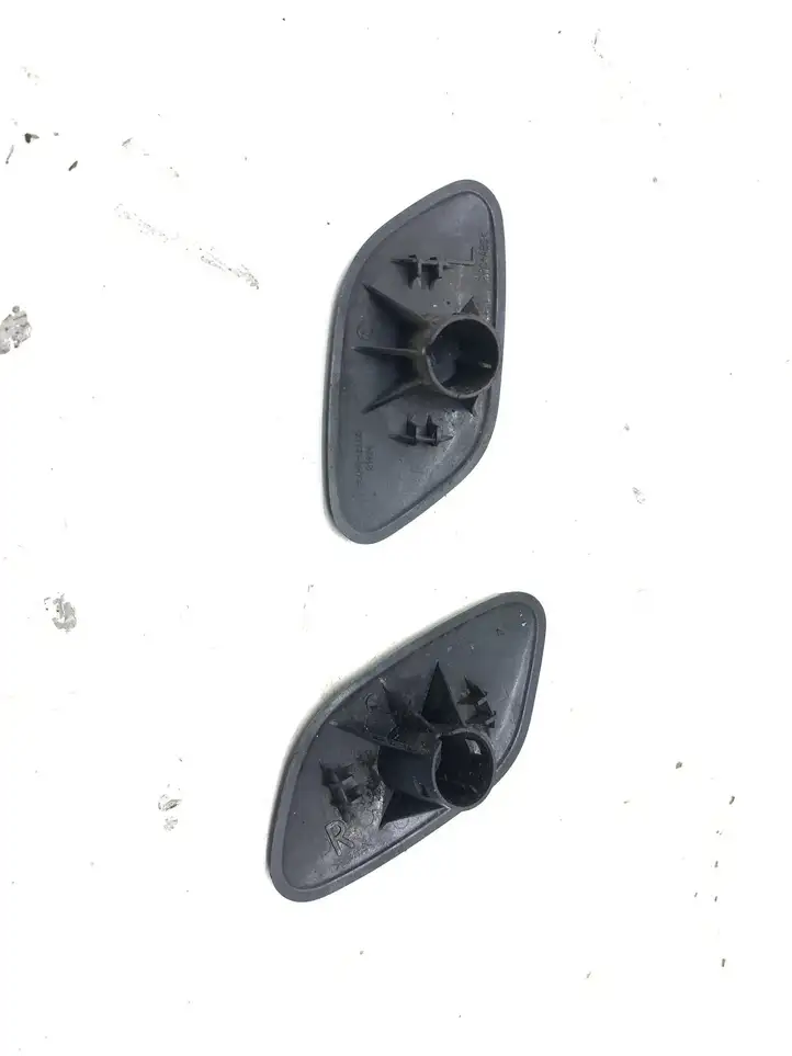 Toyota Avensis T250 (2003 - 2006) 8504405050 Крышка омывателя фар — фото 5