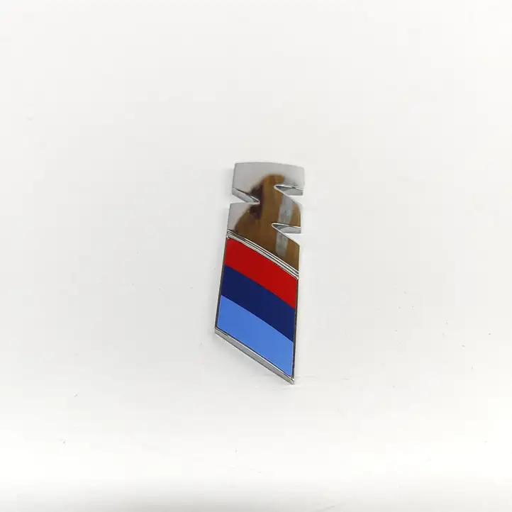 BMW 3 G20 G21 (2019 - ) 8094237 Эмблема модели — фото 3