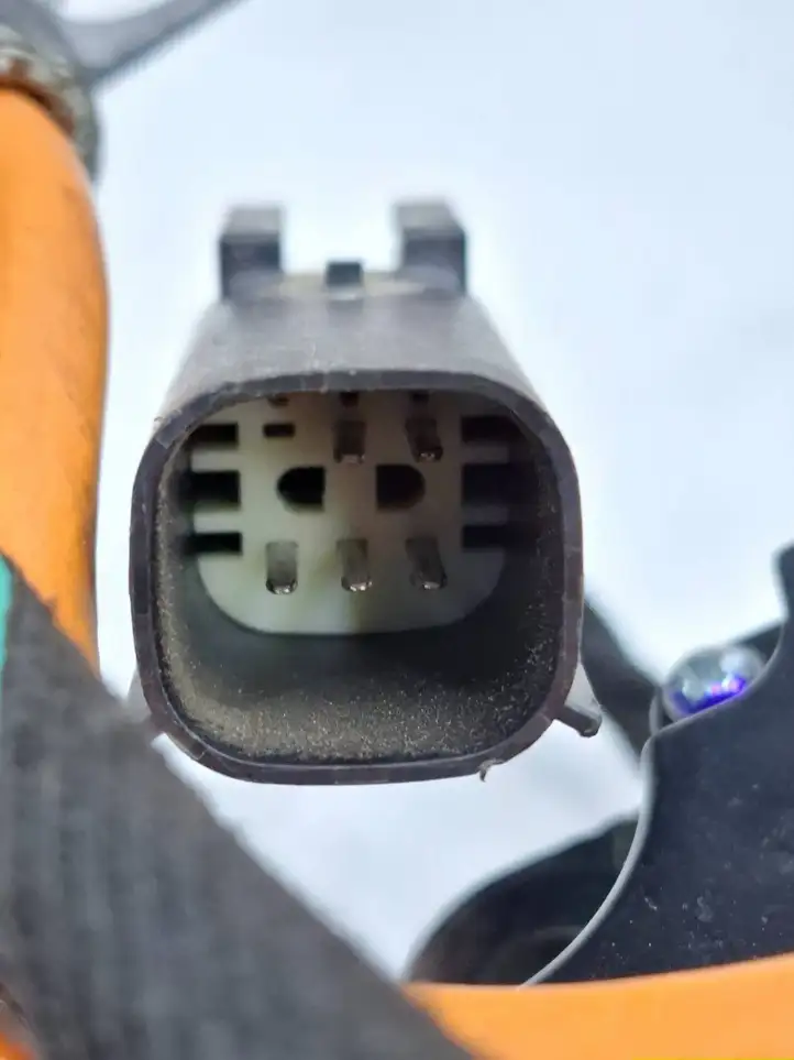 Tesla Model S (2016 - 2021) 106135300F Зарядный разъем электромобиля — фото 16
