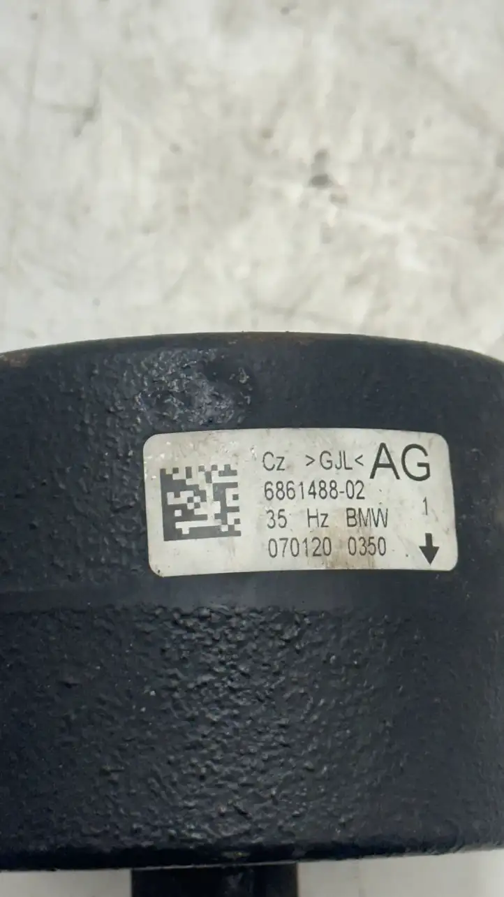 BMW 5 G30 G31 (2016 - ) 6861488 Кронштейн заднего стабилизатора — фото 3