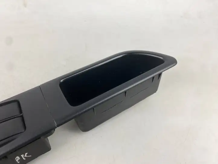 Subaru Forester SG (2006 - 2008) Кнопка стеклоподъемников — фото 12