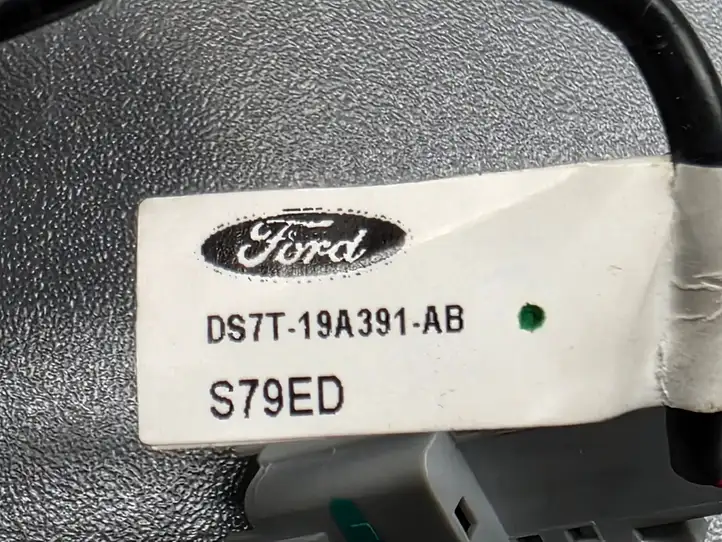 Ford Fiesta (2017 - ) S79ED Микрофон (Bluetooth / телефон) — фото 5