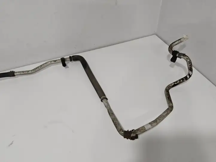 Toyota MR2 (W30) III (2000 - 2007) 8724517330 Шланги системы охлаждения — фото 4