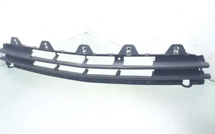 Opel Meriva A (2002 - 2006) 13184267 Нижняя решетка переднего бампера — фото 1