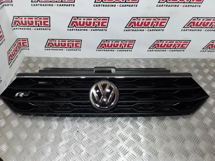 Volkswagen T-Roc (2017 - ) 2GA853651J Верхняя решетка радиатора — фото 1