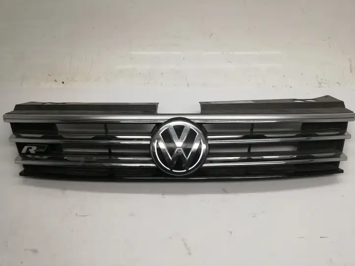 Volkswagen Tiguan (2016 - 2020) 5NA853653 Верхняя решетка радиатора — фото 1