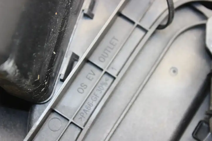 Hyundai Kona (2017 - 2022)  86340K4000 Крышка гнезда для зарядки электромобиля